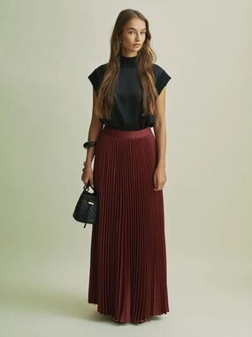 Tara Jarmon Pleated Maxi Skirt